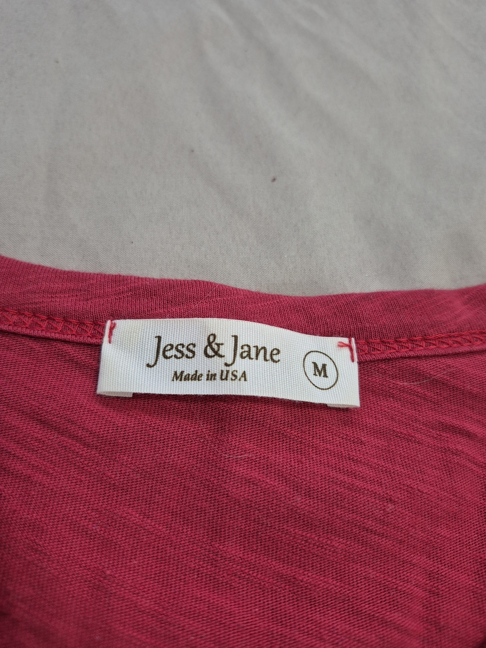 Jess & Jane Red Abstract Cityscape Tunic Top Medium Artsy Boho Pockets - Picture 5 of 6